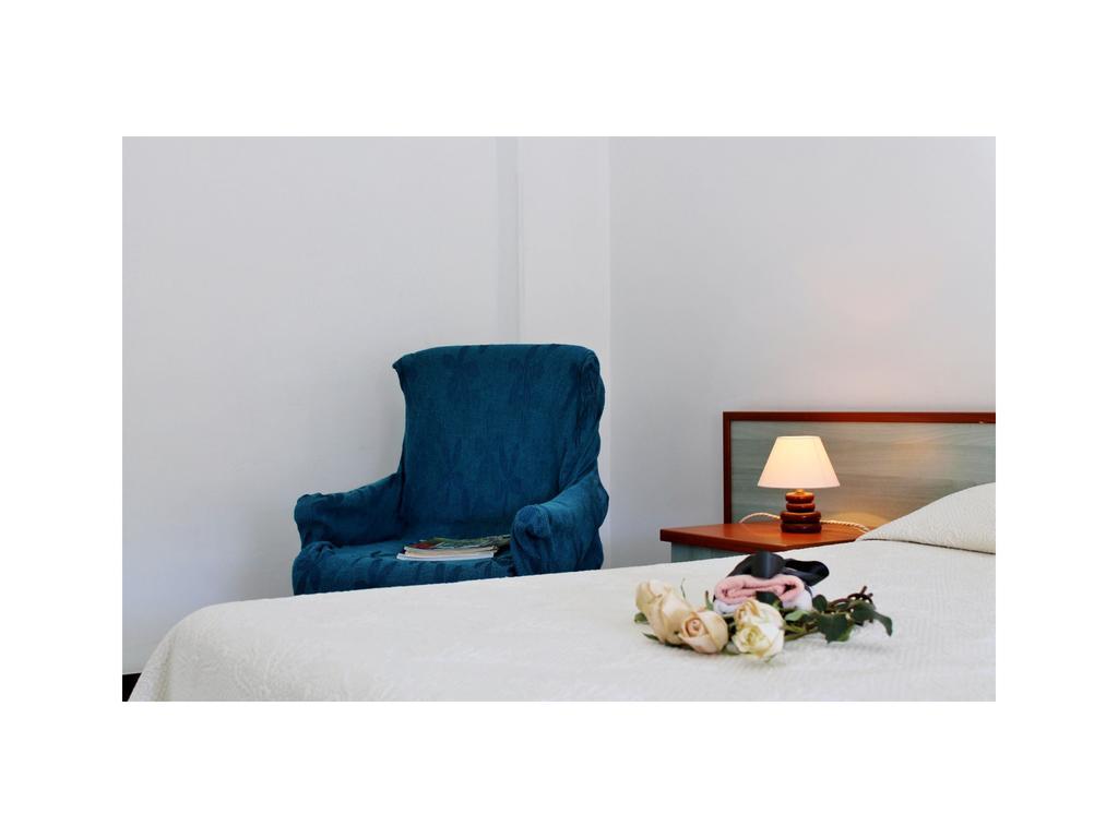Appartamenti Mare Azzurro By Holiday World Albisola Superiore Zimmer foto